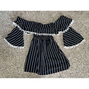 Zeagoo Women's Off Shoulder Striped Ruffles Strapless Mini Dress, Black, Size M